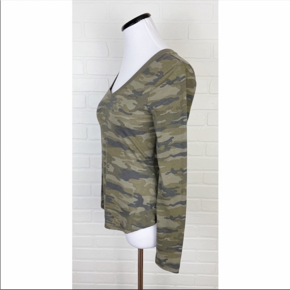 Nwt Ultra Flirt Camo Print Top - Picture 4 of 7